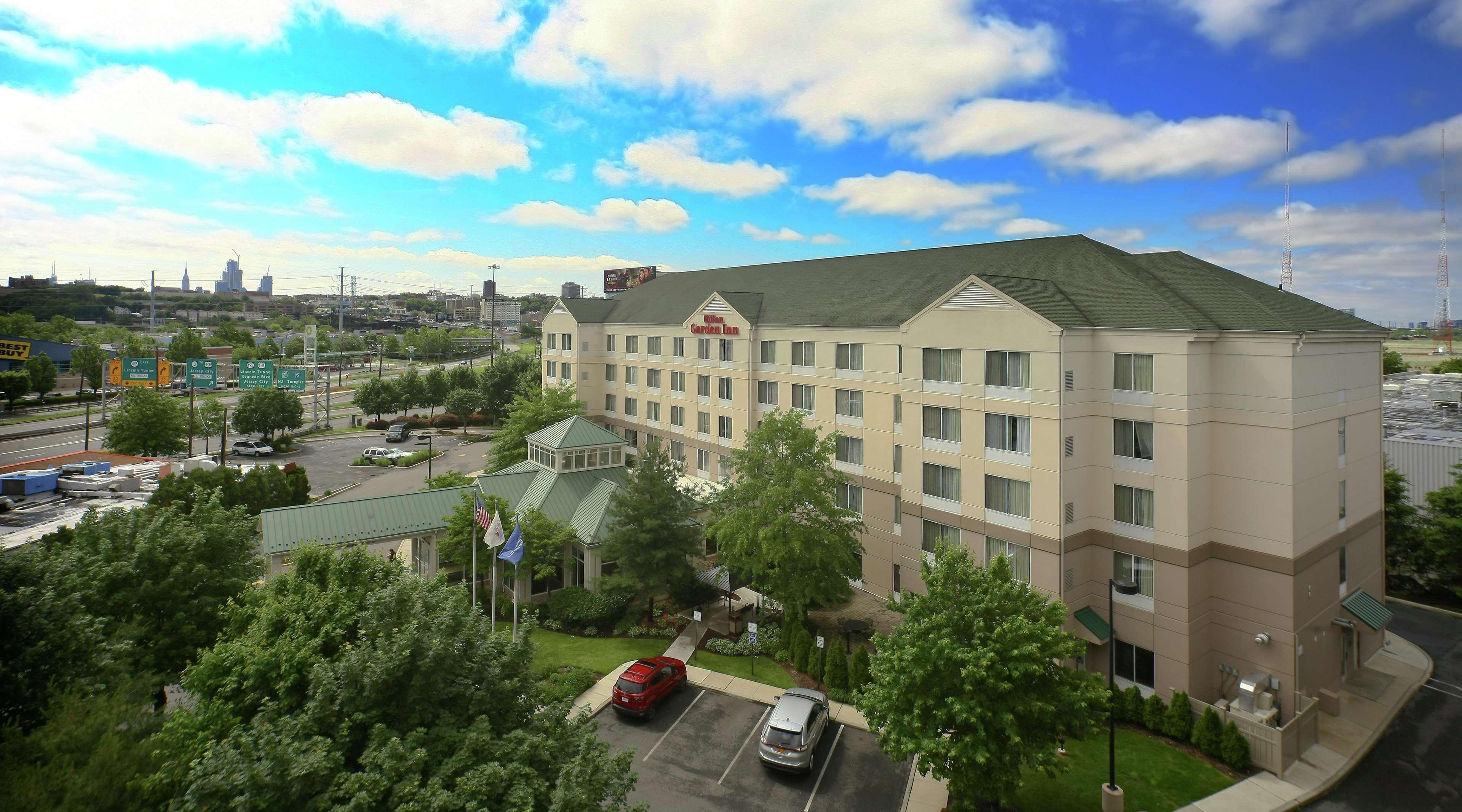 Hilton Garden Inn Secaucus/Meadowlands Extérieur photo
