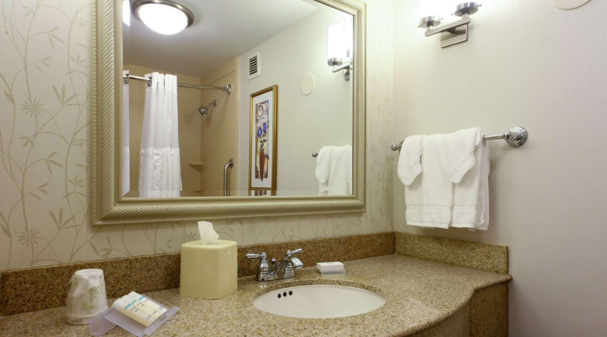 Hilton Garden Inn Secaucus/Meadowlands Extérieur photo