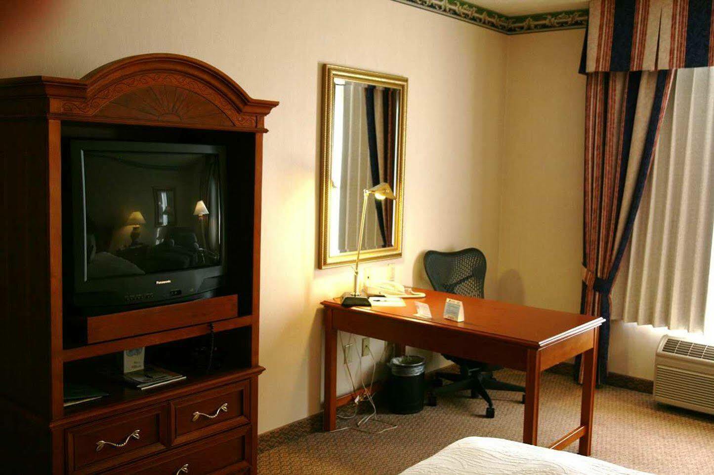 Hilton Garden Inn Secaucus/Meadowlands Extérieur photo